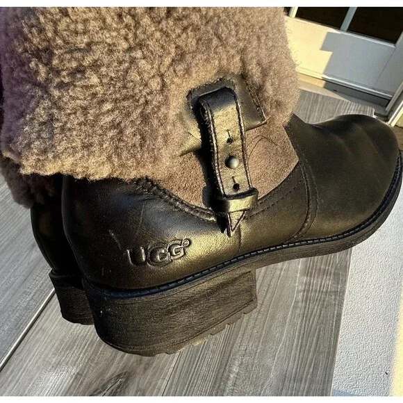 UGG CHYLER BLACK WATER RESISTANT Booties Womens Size 8 - Picture 11 of 12